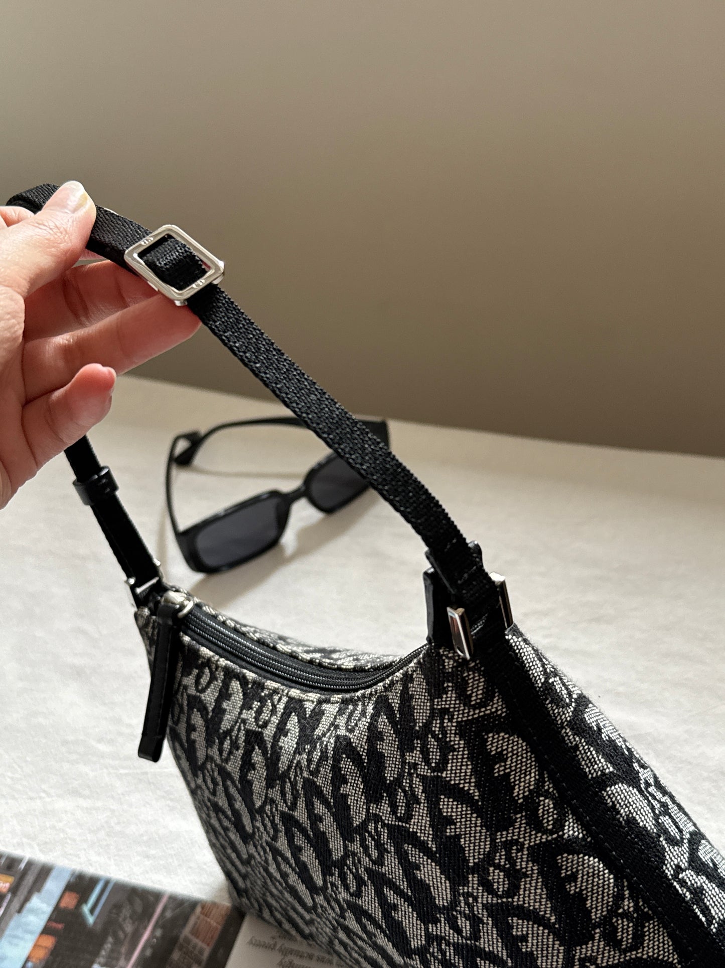 Vintage Dior 黑花銀扣trotter shoulder bag