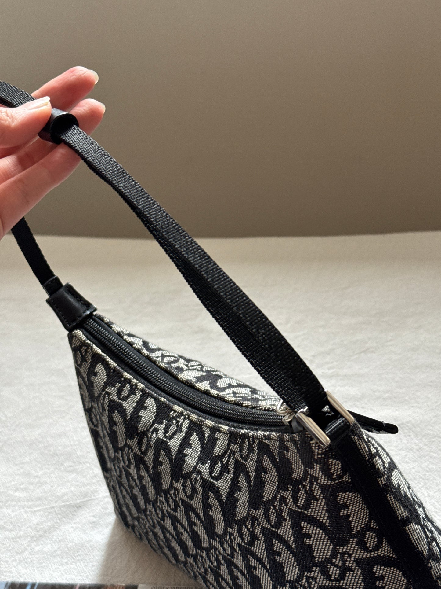 Vintage Dior 黑花銀扣trotter shoulder bag