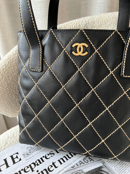 Vintage Chanel Vivian tote