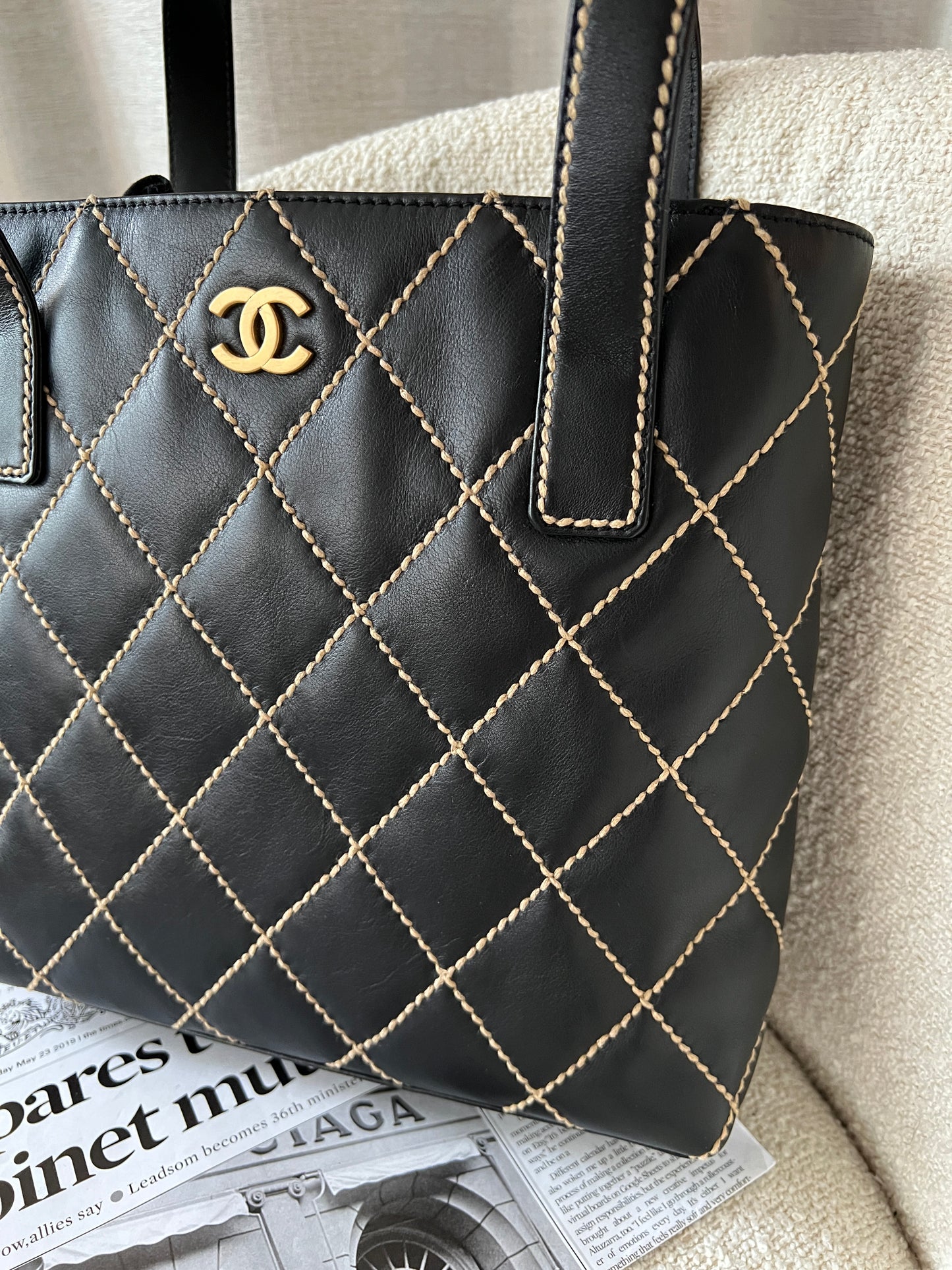 Vintage Chanel Vivian tote