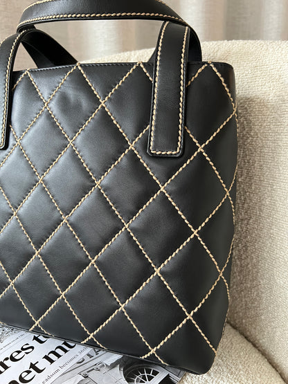 Vintage Chanel Vivian tote