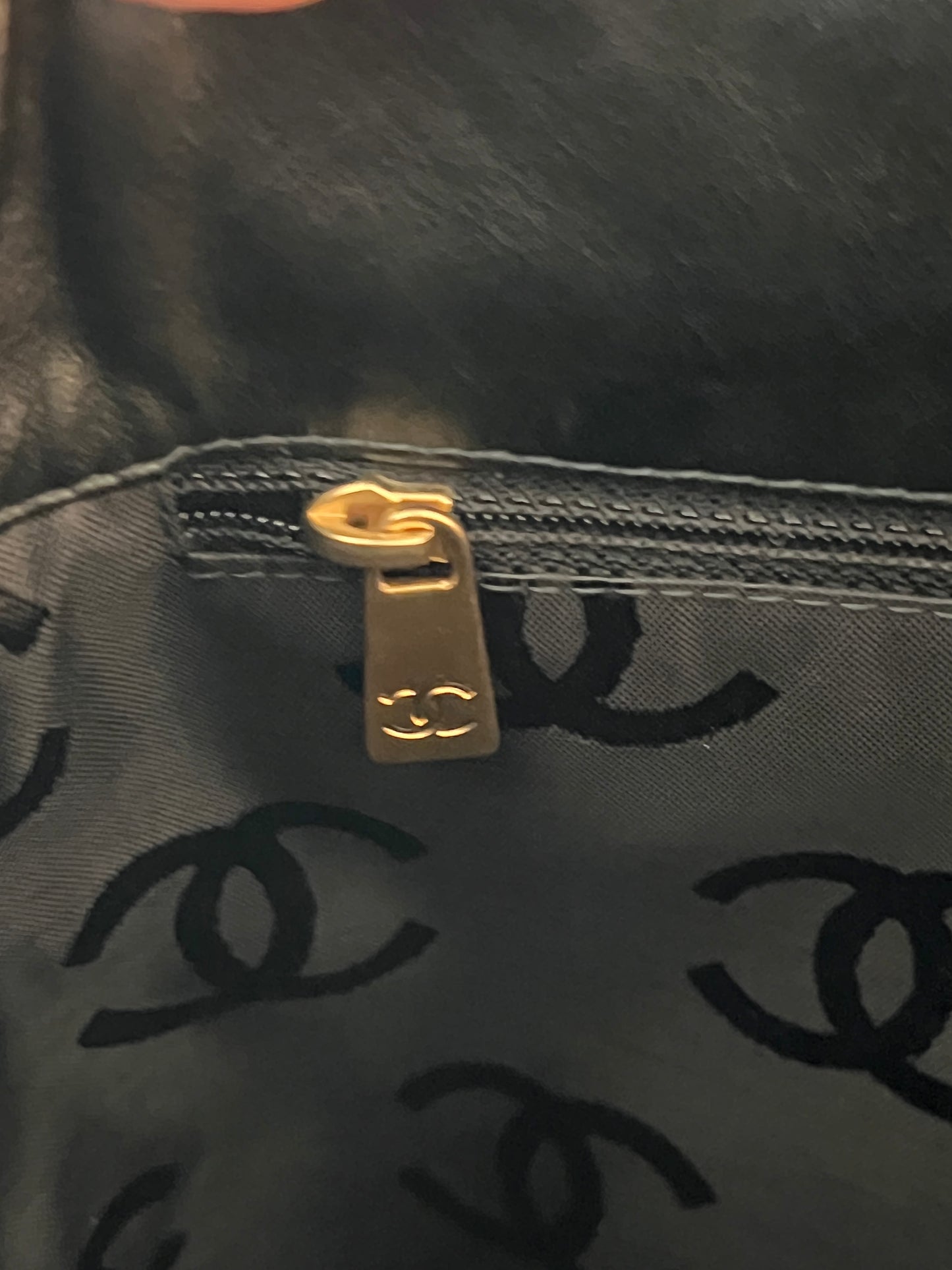 Vintage Chanel Vivian tote