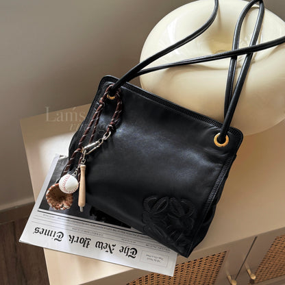 Vintage L o e w e小羊皮shoulder bag💫