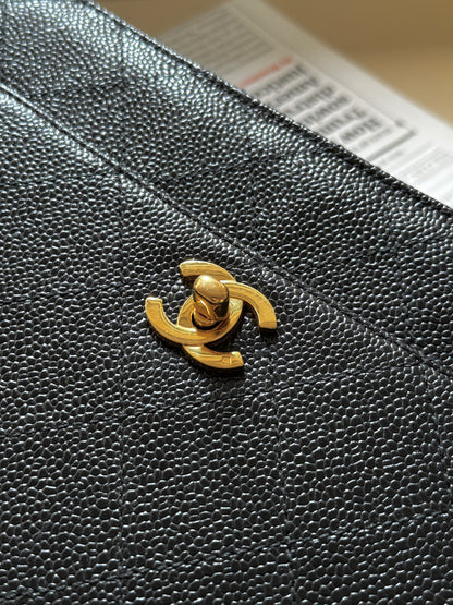 Vintage Chanel calfskin kelly🕶️