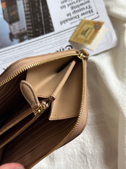 Vintage Burberry wallet🎠