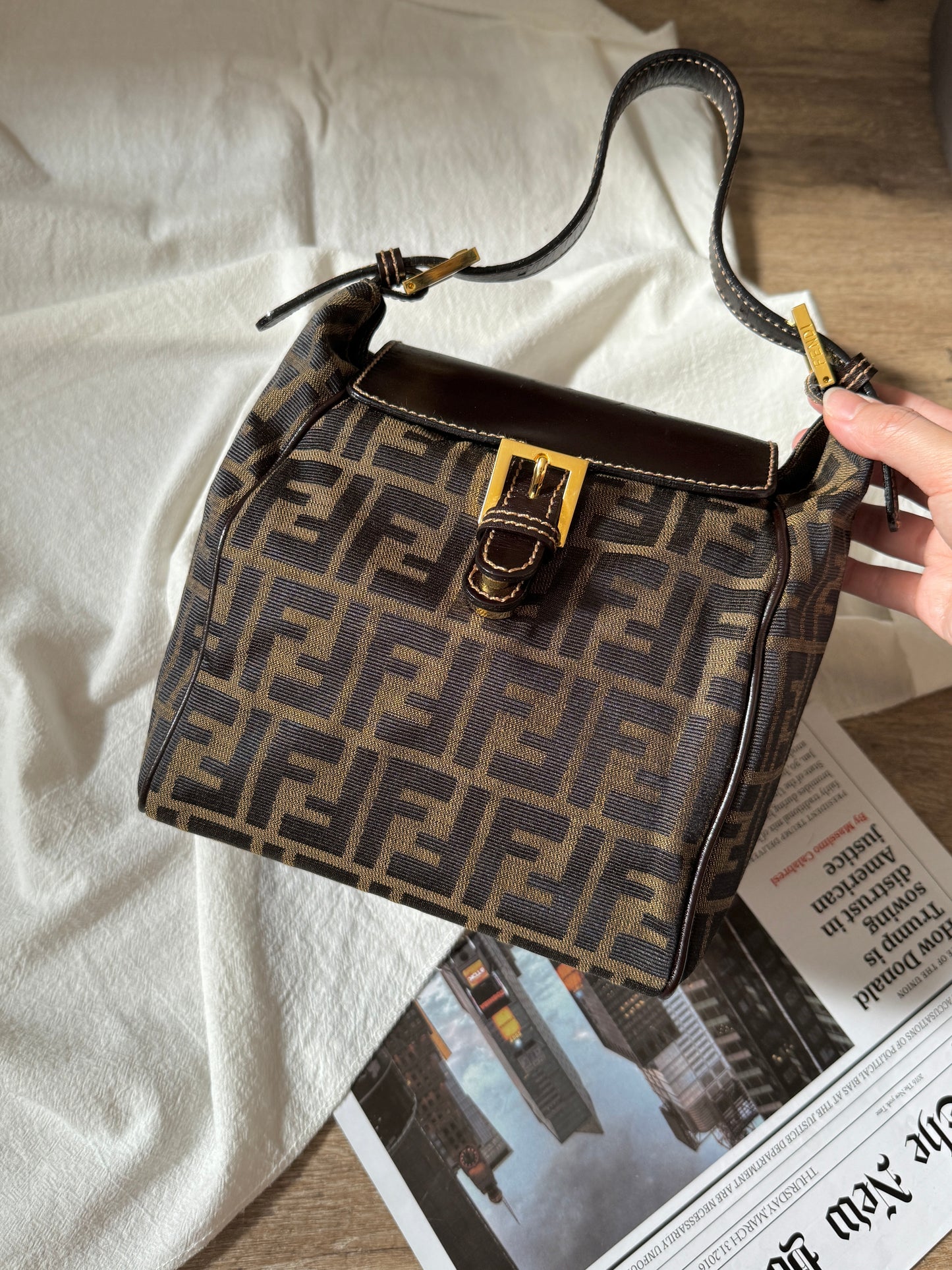 Vintage F e n d i 金扣✨zucca square bag
