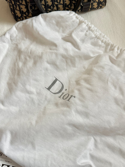 Vintage Dior navy monogram baguette 🥖