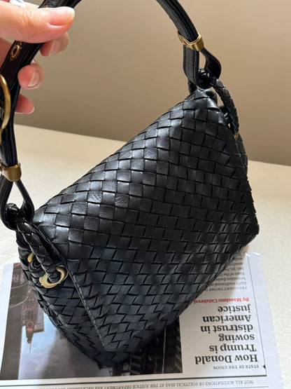 Vintage Bottega Veneta flap hobo bag