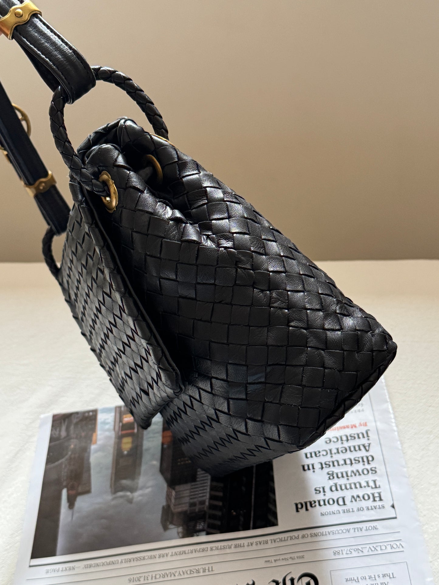 Vintage Bottega Veneta flap hobo bag