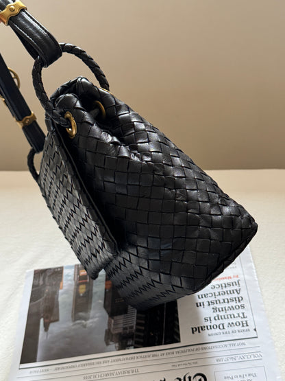Vintage Bottega Veneta flap hobo bag