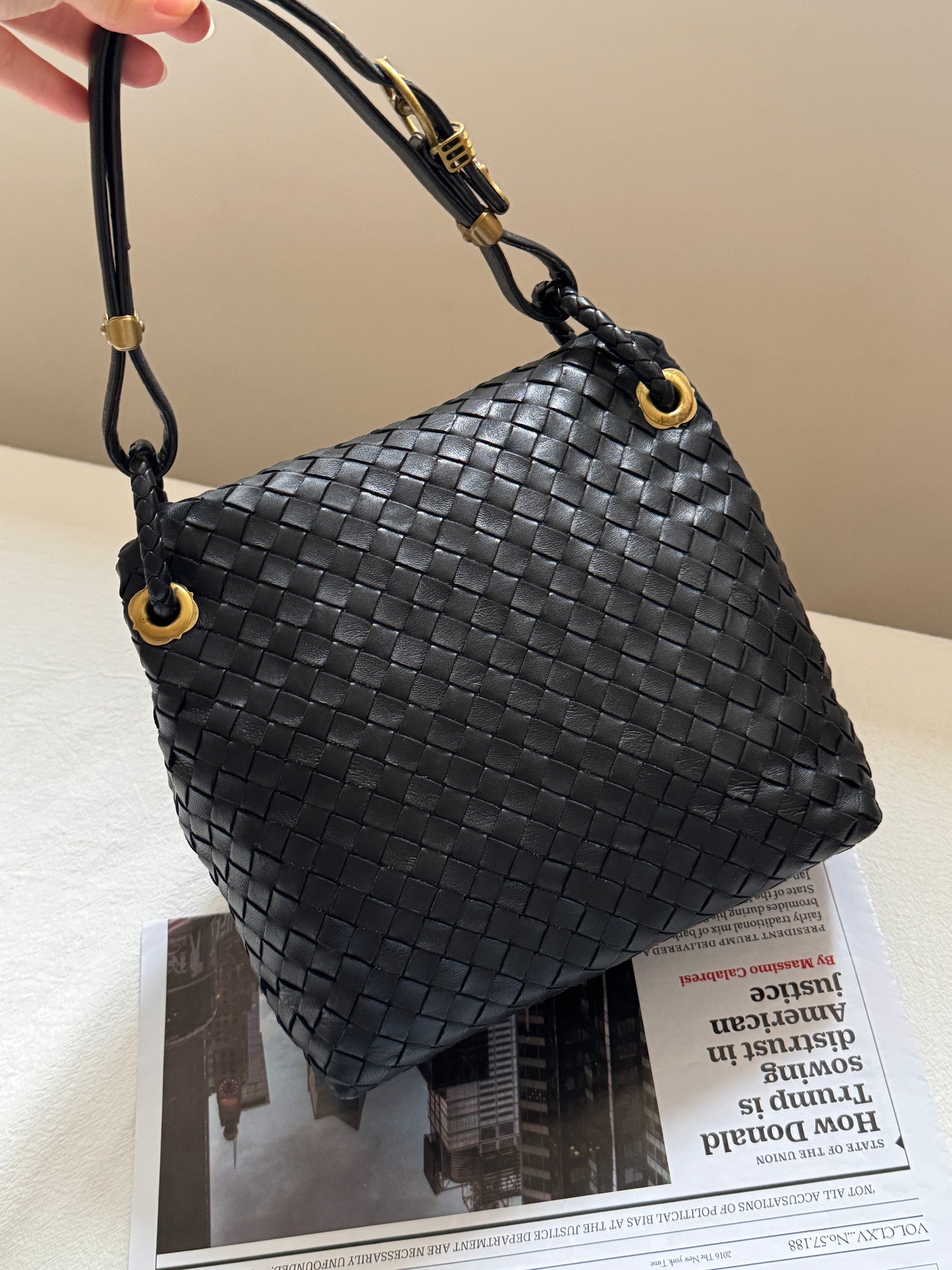 Vintage Bottega Veneta flap hobo bag