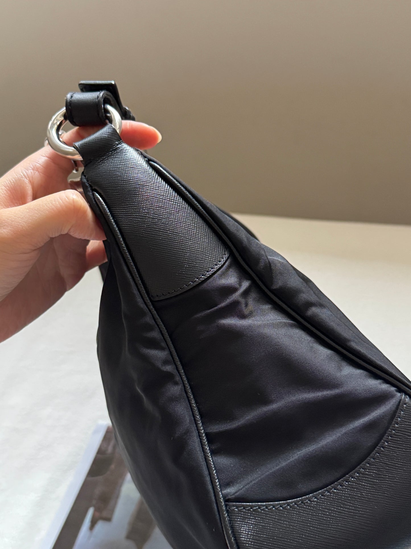 Vintage Prada nylon leather hobo bag🏍️