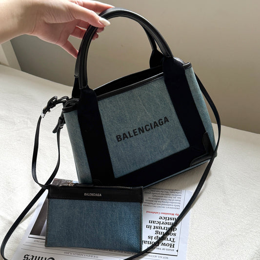 Pre-owned Balenciaga XS cabas denim