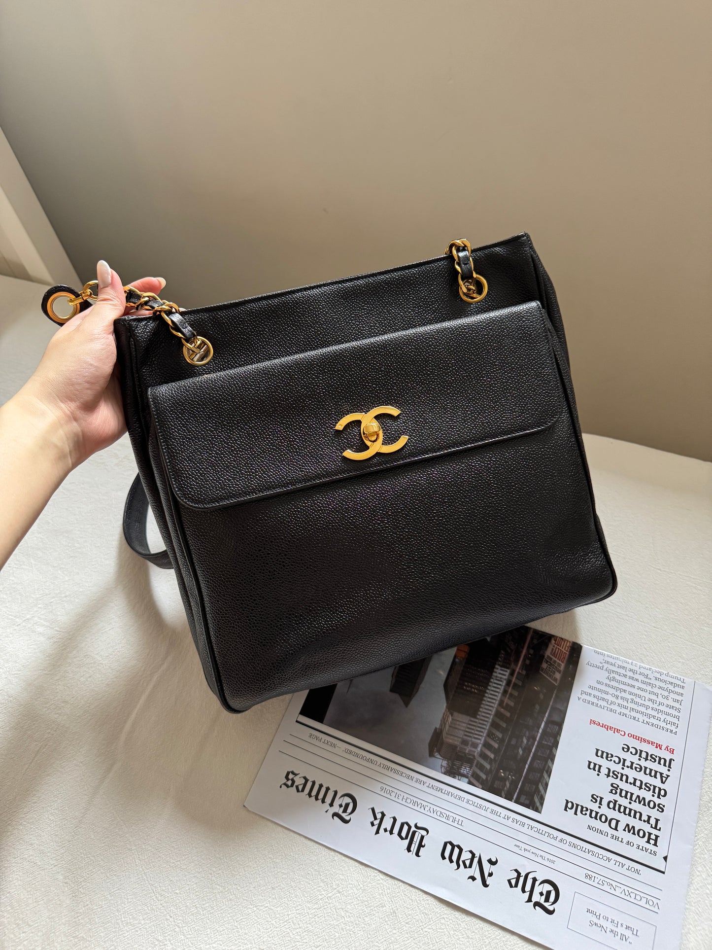 Vintage Chanel caviar leather奶粉袋