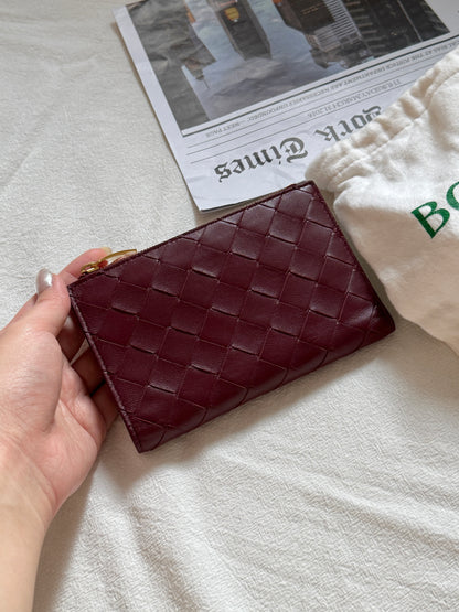 Pre-owned Bottega Veneta burgundy wallet🍷