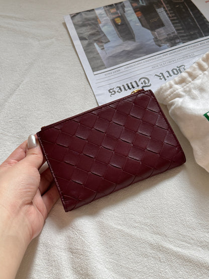 Pre-owned Bottega Veneta burgundy wallet🍷