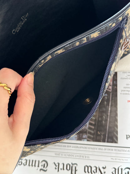 Vintage Dior navy oblique shoulder bag⚓️