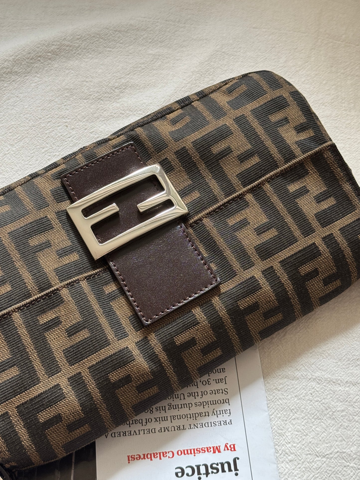 Vintage Fendi classic zucca baguette🥖