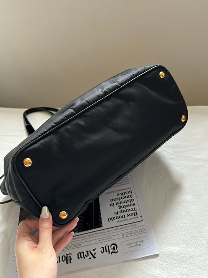 Vintage Prada 尼龍shopping tote🧺