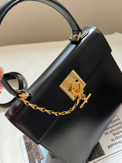 Vintage Celine罕有陀錶鏈kelly23