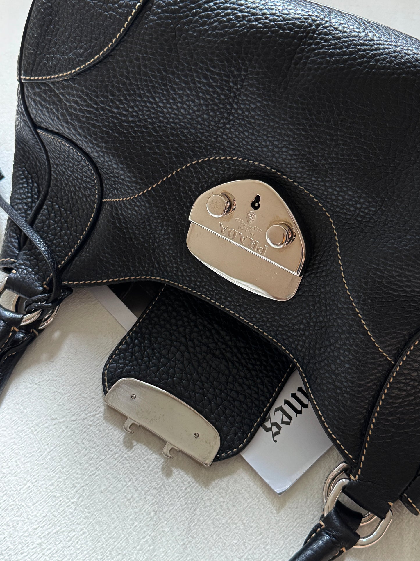 Vintage Prada 黑銀機車hobo bag🏍️