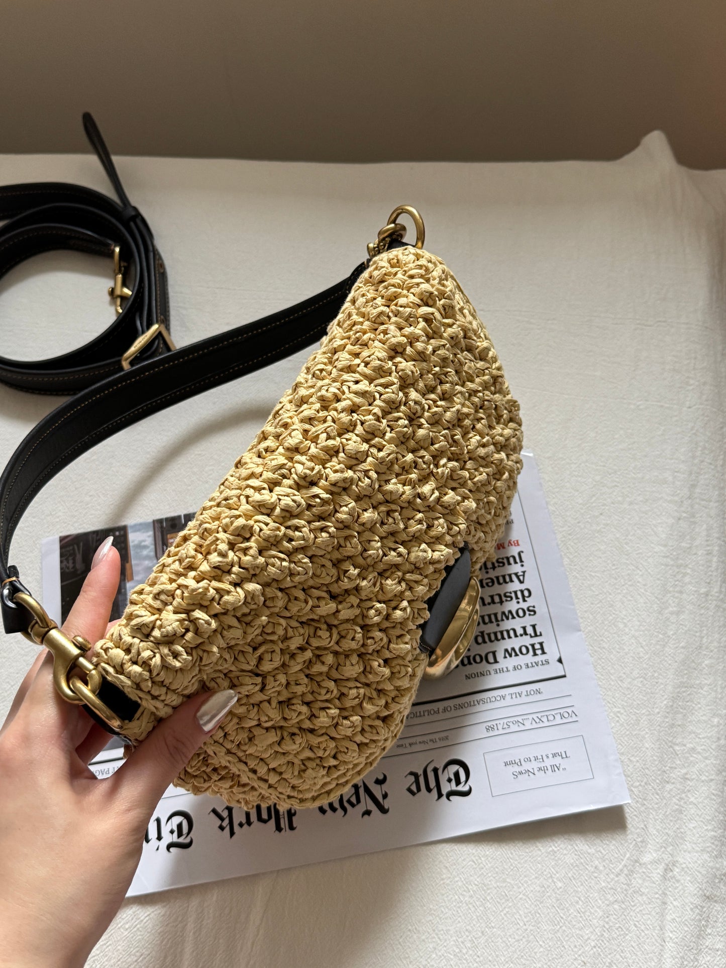 Pre-owned Coach raffia tabby