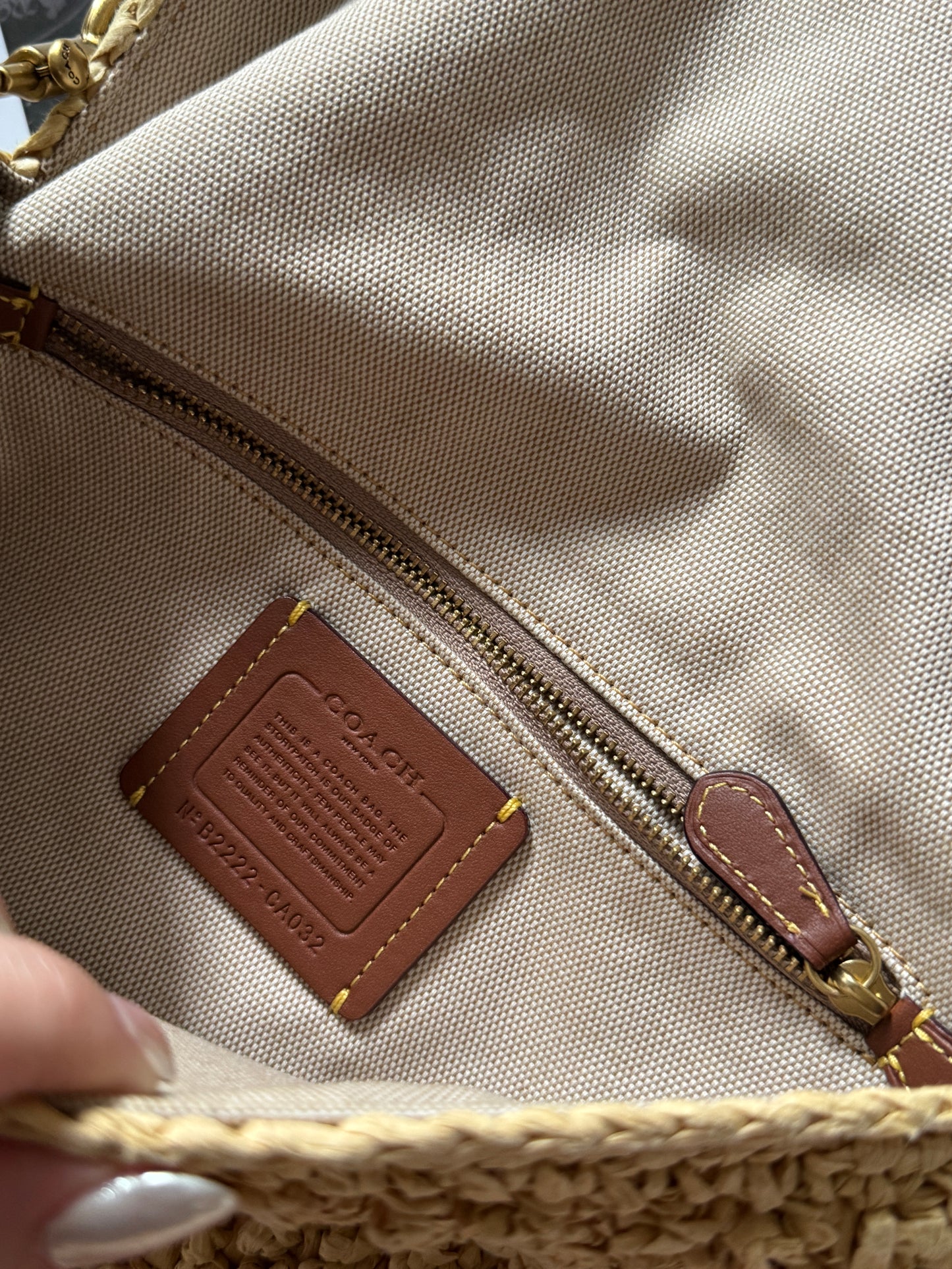Pre-owned Coach raffia tabby