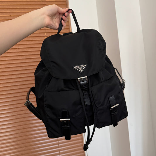 Vintage Prada double pocket backpack🪐