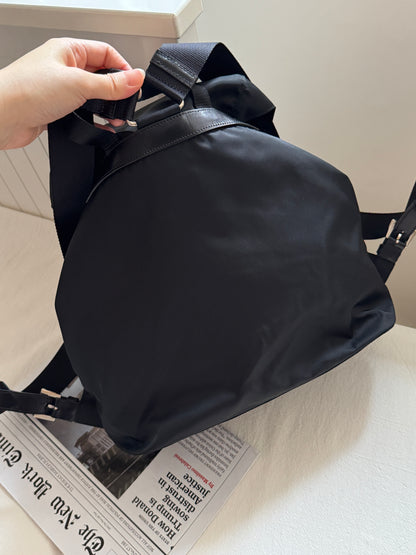 Vintage Prada double pocket backpack🪐