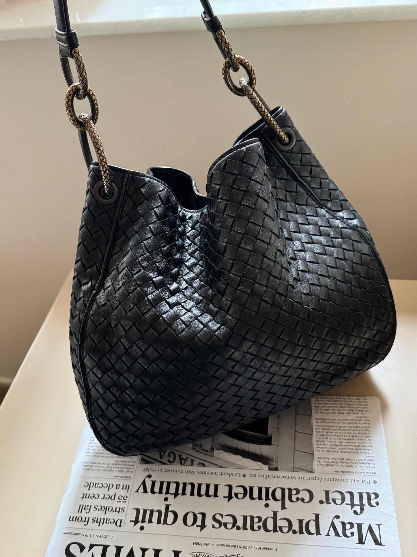 Vintage Bottega Veneta chained hobo🪐