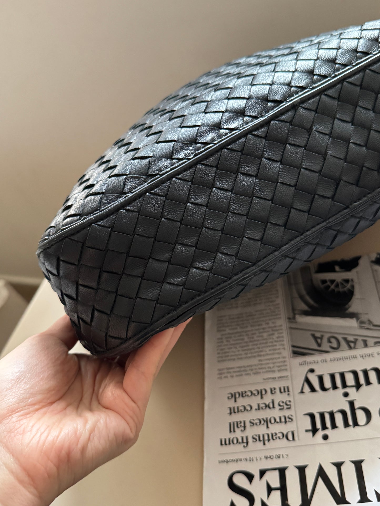 Vintage Bottega Veneta chained hobo🪐