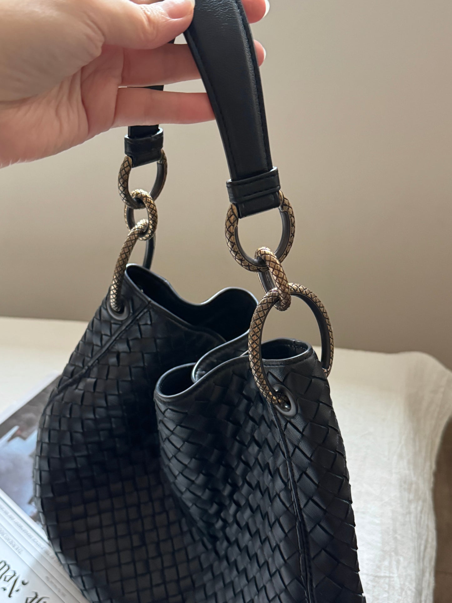Vintage Bottega Veneta chained hobo🪐