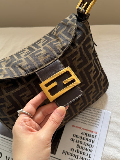 Vintage Fendi zucca baguette 🌞