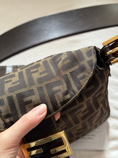 Vintage Fendi zucca baguette 🌞