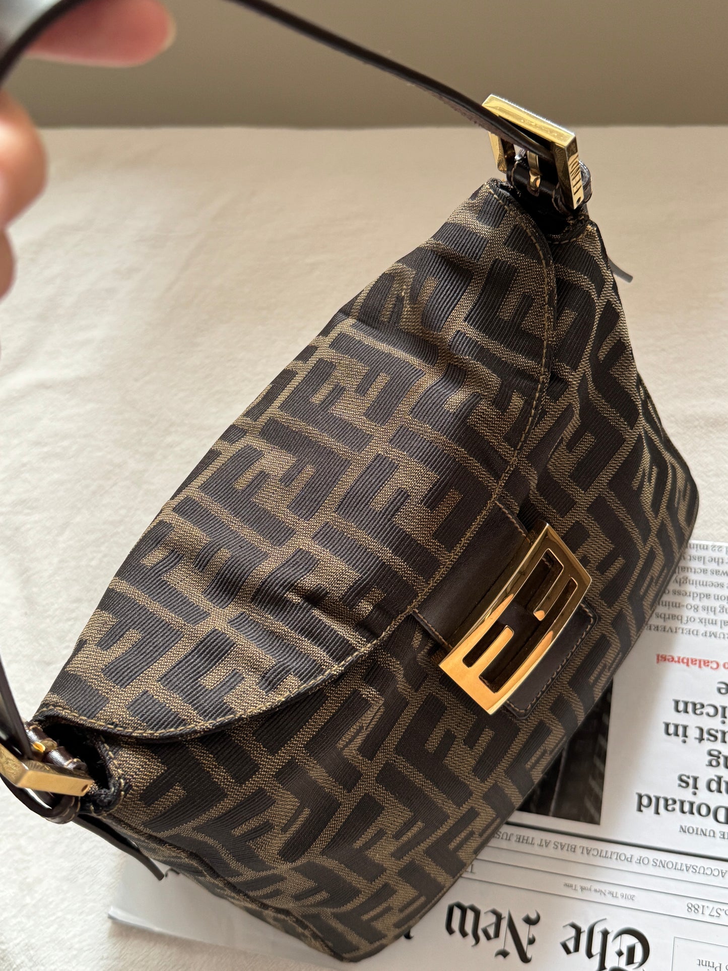 Vintage Fendi zucca baguette 🌞