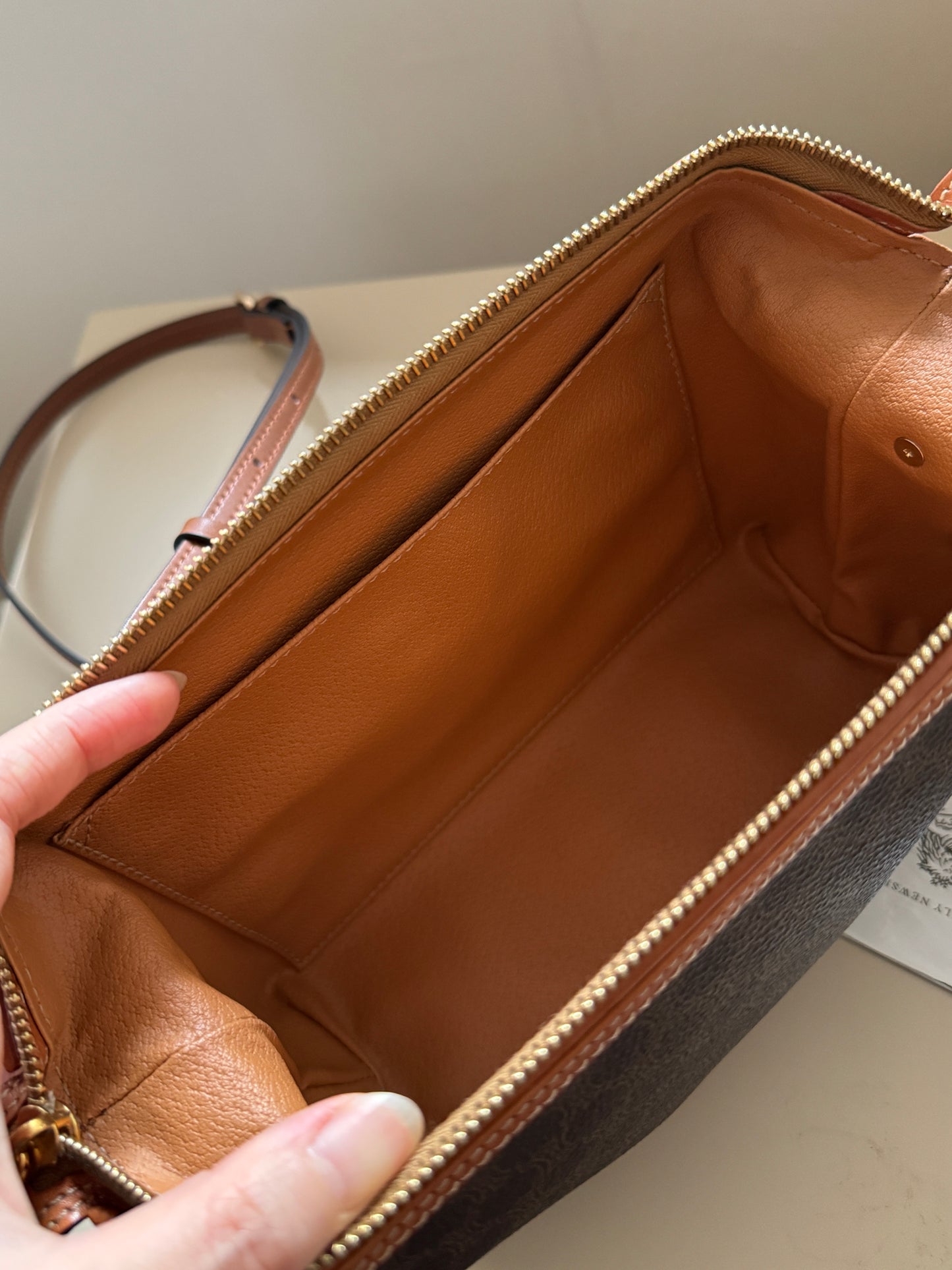 Vintage Celine macadam pouch🪐