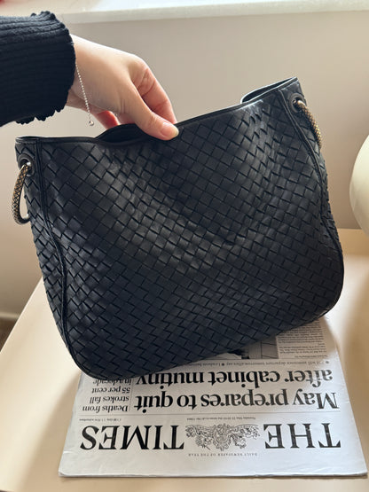 Vintage Bottega Veneta chained hobo🪐