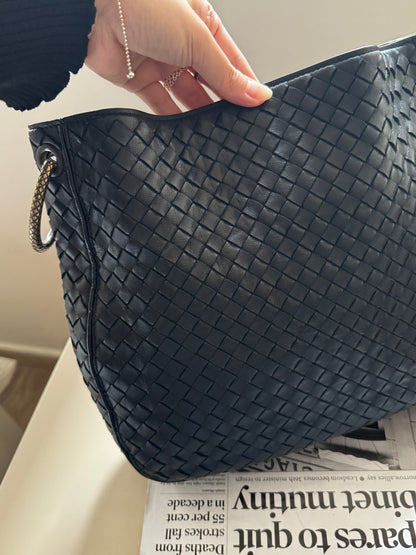 Vintage Bottega Veneta chained hobo🪐