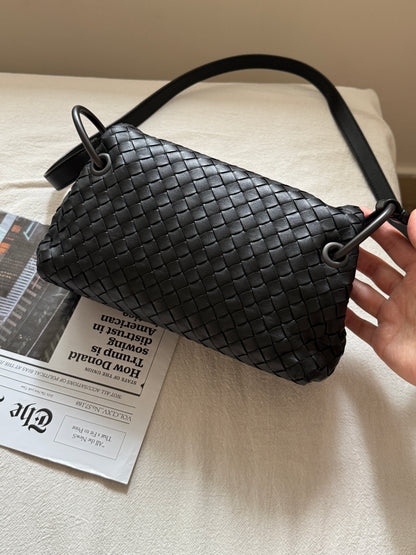 Vintage Bottega Veneta so black intrecciato crossbody bag