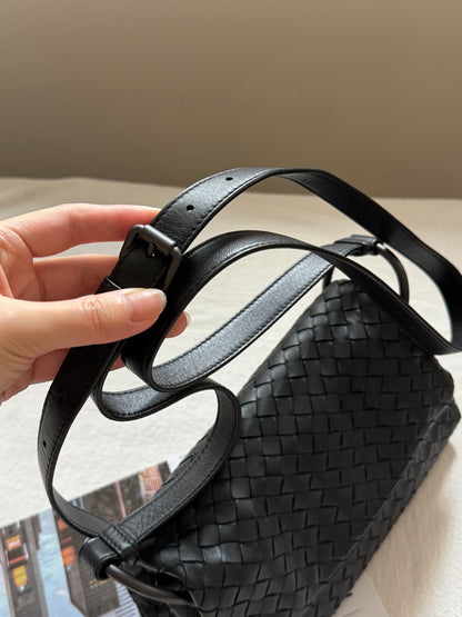 Vintage Bottega Veneta so black intrecciato crossbody bag