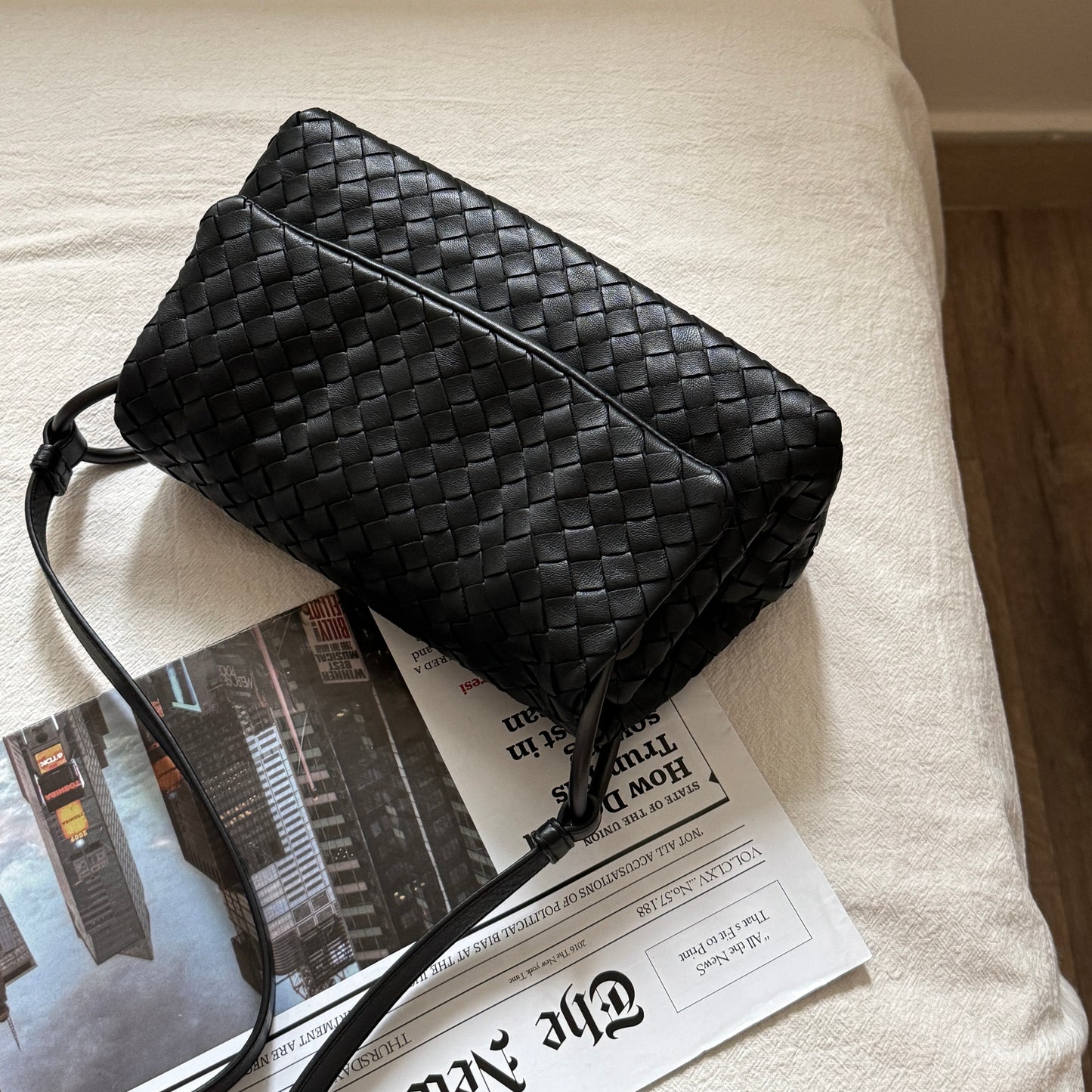Vintage Bottega Veneta so black intrecciato crossbody bag