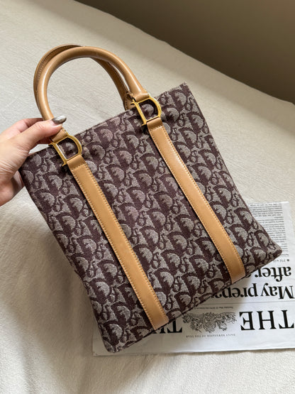 Vintage Dior trotter tote bag🍷