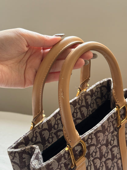 Vintage Dior trotter tote bag🍷