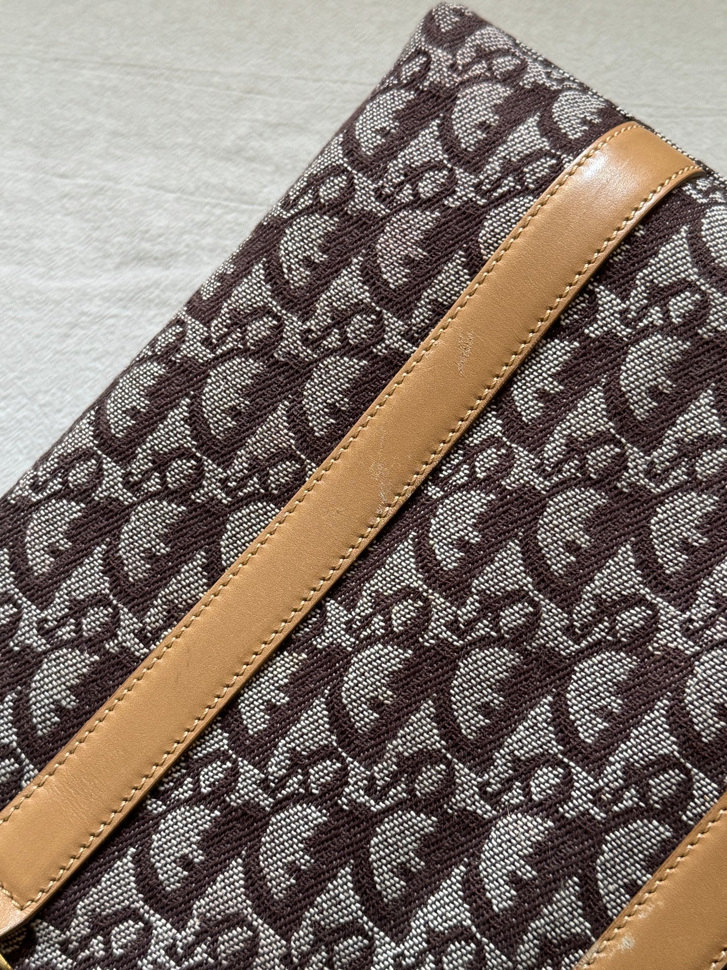 Vintage Dior trotter tote bag🍷