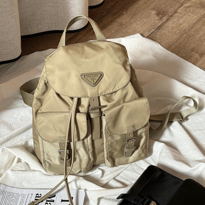 Vintage Prada khaki nylon backpack🥯