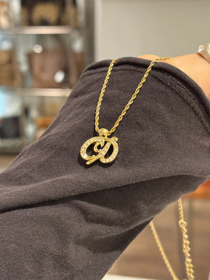 Vintage Dior CD necklace✨