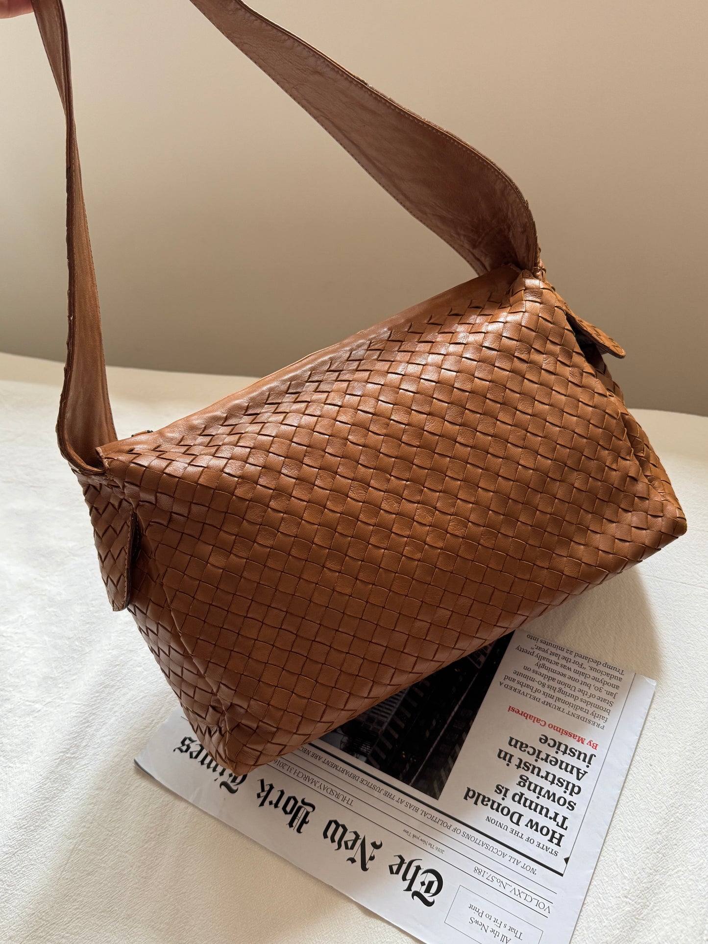 Vintage Bottega Veneta intrecciato double pocket bag🧸