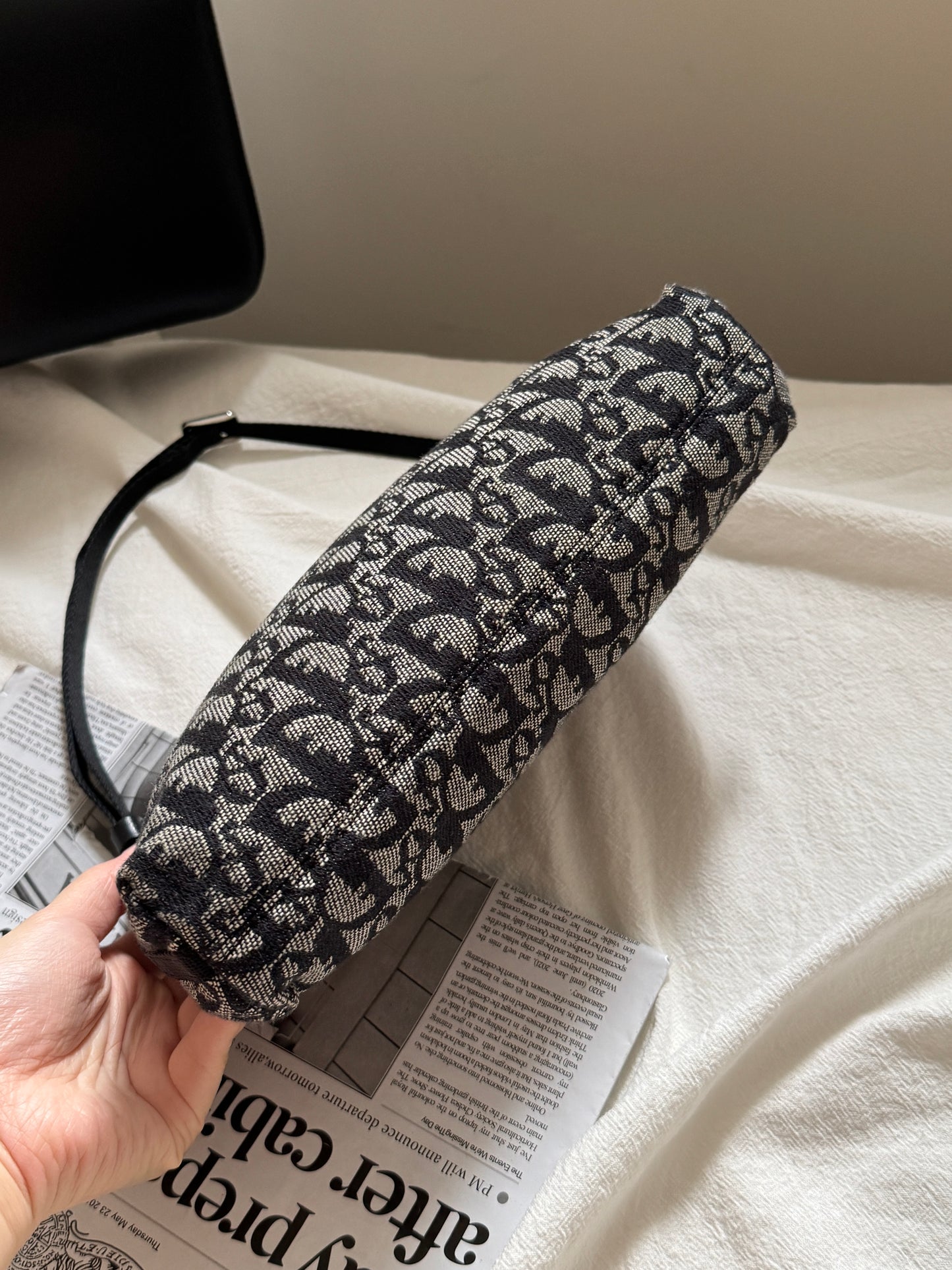 Vintage Dior dark navy trotter bag⚓️