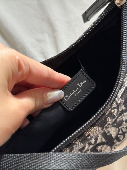 Vintage Dior dark navy trotter bag⚓️