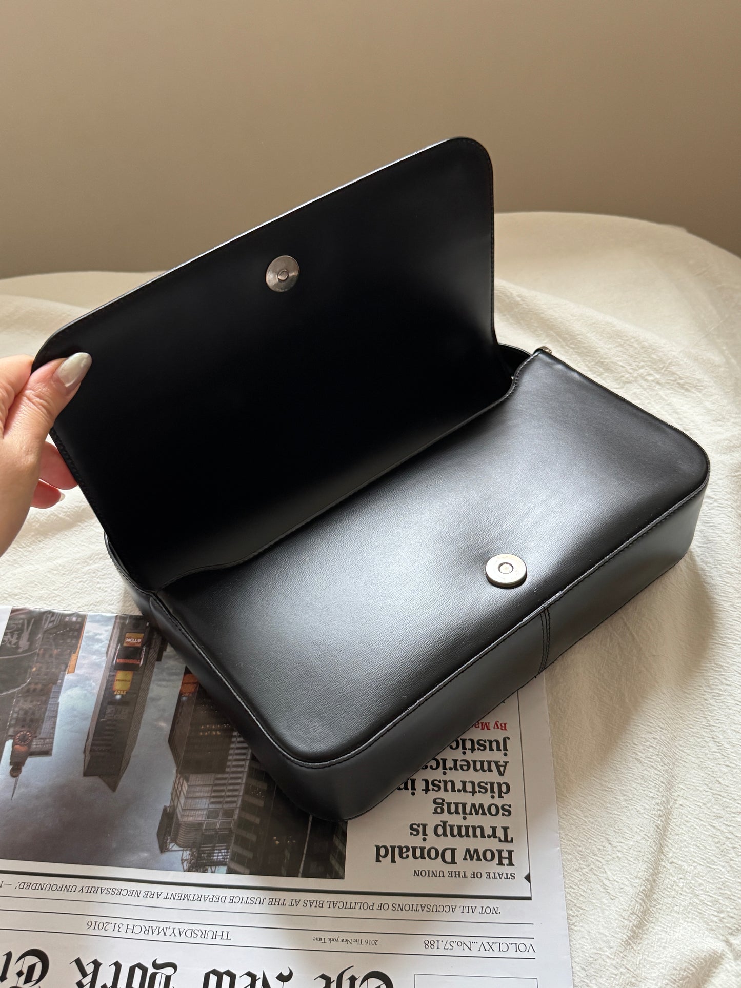 Vintage Cartier 黑銀豹頭shoulder box bag